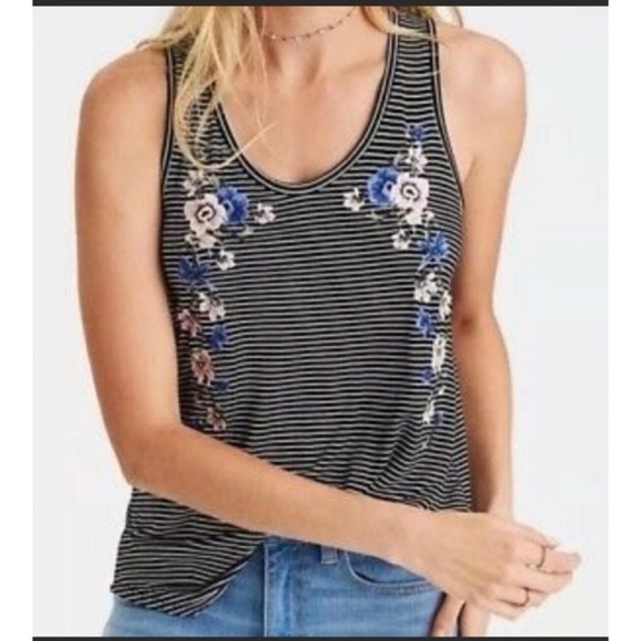 2/$10 American Eagle Floral Tank Top - Picture 1 of 5